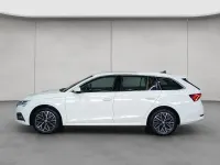 Gebraucht Skoda Octavia 150 PS (110 kW) 2023 Candyweiß uni Kombi