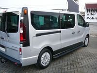 Gebraucht Opel Vivaro 125 PS (91 kW) 2016 Aluminium silber/grey(m2) Van / Kleinbus