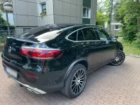 Gebraucht Mercedes GLC300 AMG line 211 PS (155 kW) 2021 Schwarz SUV