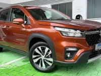Gebraucht Suzuki SX4 Comfort 129 PS (94 kW) 2024 Canyon braun Limousine