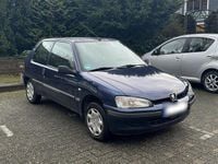Gebraucht Peugeot 106 60 PS (44 kW) 2002 Blau Kleinwagen