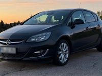 Gebraucht Opel Astra Active 140 PS (102 kW) 2013 Schwarz Kleinwagen