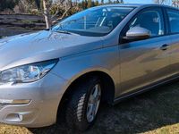 Gebraucht Peugeot 308 Active 116 PS (85 kW) 2013 Silber Limousine