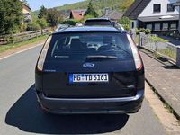 Second-hand Ford Focus 101 CP (74 kW) 2011 Negru Break