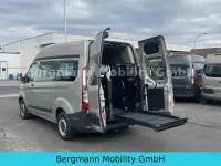 Gebraucht Ford Transit 131 PS (96 kW) 2018 Silber Van