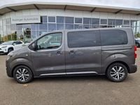 Gebraucht Toyota Proace Verso Plus 144 PS (105 kW) 2022 Grau Kombi