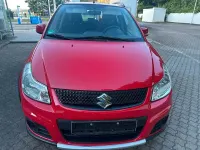 Gebraucht Suzuki SX4 120 PS (88 kW) 2013 Rot Limousine