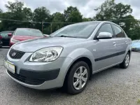 Gebraucht Kia Rio 97 PS (71 kW) 2009 Silber Limousine