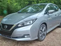 Gebraucht Nissan Leaf Tekna 110 kW (150 PS) 2019 Silber Kleinwagen