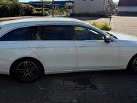 Gebraucht Mercedes E200 160 PS (117 kW) 2019 Weiß Kombi
