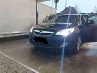 gebraucht Opel Astra 1.6 TDI Sport