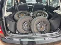 Gebraucht VW Fox 54 PS (39 kW) 2008 Schwarz Kleinwagen
