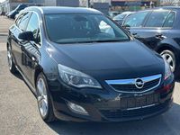 Gebraucht Opel Astra Innovation 179 PS (131 kW) 2011 Schwarz Kombi