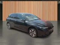 Gebraucht VW Golf VIII Goal 150 PS (110 kW) 2025 Schwarz schwarz (metallic) Limousine