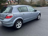 Gebraucht Opel Astra 105 PS (77 kW) 2004 Blau Kleinwagen