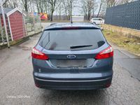 Gebraucht Ford Focus 115 PS (84 kW) 2014 Blau Kombi