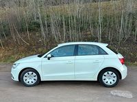 Gebraucht Audi A1 Sportback Ambition 86 PS (63 kW) 2012 Weiß Kleinwagen
