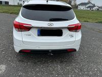 Gebraucht Hyundai i40 136 PS (100 kW) 2012 Weiß Kombi