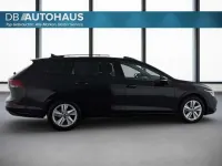 Gebraucht VW Golf VIII Life 116 PS (85 kW) 2024 Schwarz Kombi