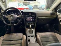 Gebraucht VW Golf VII Highline 150 PS (110 kW) 2019 Grau Limousine