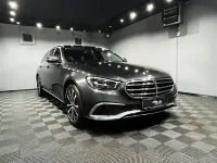 Gebraucht Mercedes E300 Exclusive 306 PS (225 kW) 2022 Grau Limousine