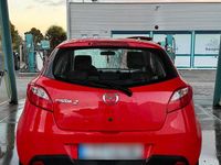 Gebraucht Mazda 2 75 PS (55 kW) 2008 Rot Kleinwagen