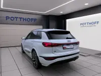 Gebraucht Audi Q6 e-tron S-Line 185 kW (252 PS) 2025 Gletscherweiß metallic SUV