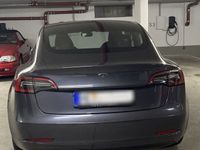 gebraucht Tesla Model 3 SR+ RWD MY23 Neuzustand 8-fach bereift