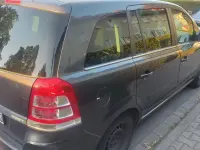 Gebraucht Opel Zafira Edition 140 PS (102 kW) 2011 Grau Van / Kleinbus