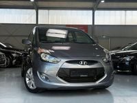 Gebraucht Hyundai ix20 125 PS (91 kW) 2013 Grau Kleinwagen