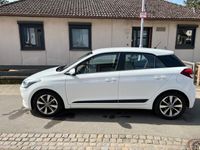 gebraucht Hyundai i20 1.1 CRDi YES!