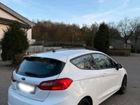 Gebraucht Ford Fiesta 70 PS (51 kW) 2019 Weiß Kleinwagen