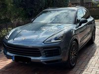 Second-hand Porsche Cayenne 462 CP (339 kW) 2019 Albastru SUV