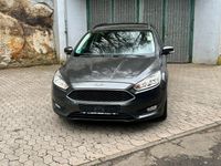 Gebraucht Ford Focus Trend 125 PS (91 kW) 2016 Grau Kombi