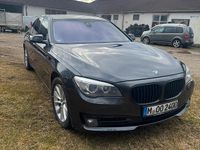 Gebraucht BMW 740 313 PS (230 kW) 2014 Schwarz Limousine