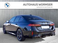 Neu BMW 530e Performance 299 PS (219 kW) 2026 Schwarz Limousine