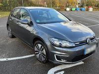 Gebraucht VW Golf 100 kW (136 PS) 2020 Grau Limousine
