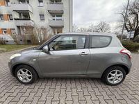 Gebraucht Suzuki Swift 94 PS (69 kW) 2012 Grau Kleinwagen