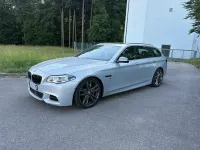 Gebraucht BMW M550 381 PS (280 kW) 2013 Silber Limousine