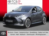 Gebraucht Toyota Yaris Team 116 PS (85 kW) 2022 Grau Kleinwagen