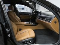 gebraucht BMW 750 d xDrive Innovationsp.*Laserlicht*Standhzg.*