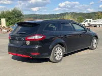 Gebraucht Ford Mondeo 138 PS (101 kW) 2012 Schwarz Kombi