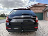 Gebraucht Skoda Octavia 150 PS (110 kW) 2015 Schwarz Kleinwagen