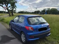 Gebraucht Peugeot 206+ 60 PS (44 kW) 2010 Blau Kleinwagen