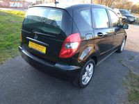 Gebraucht Mercedes A160 95 PS (69 kW) 2011 Schwarz Limousine