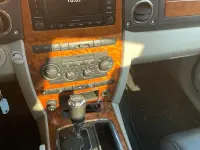 Second-hand Jeep Commander 218 CP (160 kW) 2007 Negru SUV