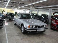 Gebraucht BMW 525 143 PS (105 kW) 1993 Grau Limousine