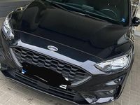 Gebraucht Ford Focus 120 PS (88 kW) 2021 Schwarz Kombi