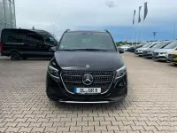 Gebraucht Mercedes V300 Avantgarde 237 PS (174 kW) 2024 Obsidianschwarz Van / Kleinbus