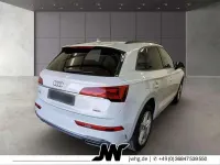 Gebraucht Audi Q5 S-Line 204 PS (150 kW) 2023 Gletscherweiß metallic SUV